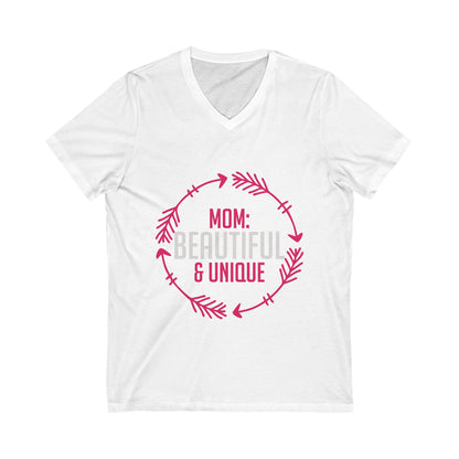 Mom Beautiful And Unique Unisex Short Sleeve V-neck Tshirt