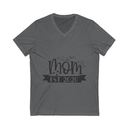 Mom Est 2020-01 Unisex Short Sleeve V-neck Tshirt